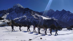 Govt issues 901 winter permits to climb various mountains